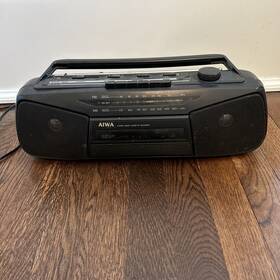 Cs-n15 Aiwa Vintage Stereo Radio Cassette Recorder - Tested And Working