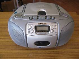 Csd-ed27u Aiwa Portable Am/fm Cd/cassette Recorder New Belt Working Condition