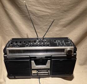 Tpr-980h Aiwa Vintage 1980s Stereo 980 Radio Cassette Ghetto Blaster Boombox Short Wave