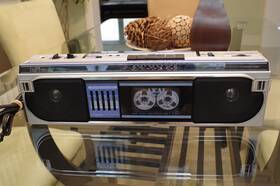 Aj-202fs Akai Stereo Radio Cassette Recorder Tape Portable Boombox