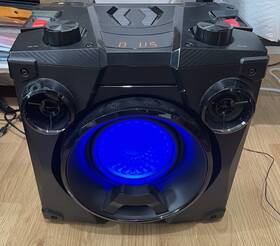 Vx3781 Amazonbasics Party Speaker With Bluetooth/aux/lights Radio Bass Boost