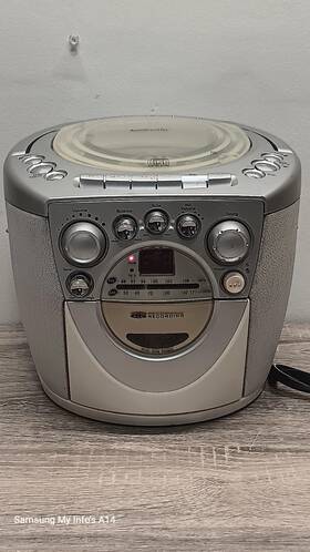 1208002779 American Girl .model No. C1380 Am/fm/cd/cassette Player.all Functions Works