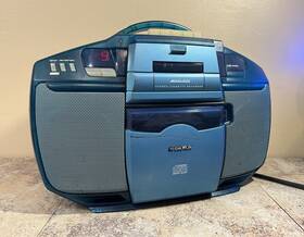 Cd1283 Audiovox Vintage Model Portable System Am Fm Radio Cd And Cassette Player
