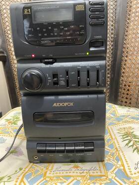 Ce-303 Audiovox Tape Cd Player 1997 90 S Vintage No Speakers Working Portable