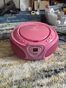10029815 Auna Portable Pink Boombox Cd Mp3 Player Am/fm Stereo Led Mixed Lights Ac Or Dc