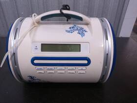 Nbcd-270 Cosmo Cd/radio Boombox Portable Stereo Am/fm White Blue 2009