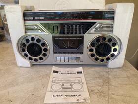 8921-k Cougar Vintage Boombox Light Up Stereo Radio Cassette Recorder Am Fm