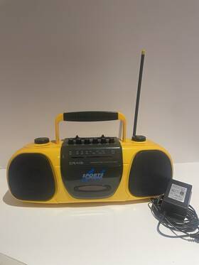 8223 Craig Sports Portable Stereo Cassette Recorder With Am Fm Radio Hip Hop Vtg 90 S