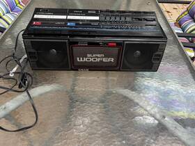 J469 Craig Vintage Boombox Ghettoblaster Cassette Radio Player Woofer