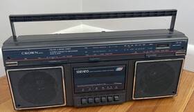 Crown Cs-122 Vtg Japan Black Am/fm Stereo Tuner And Cassette Recorder Radio Boombox