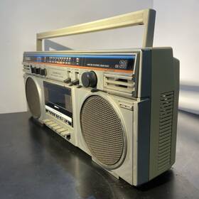 Csc-130f Crown 3 Band Radio Vintage Boombox Csc-130 Read All