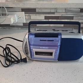 Rc-519 Curtis Rc 519 Silver Blue Boombox Cassette Tape Am/fm Radio Player