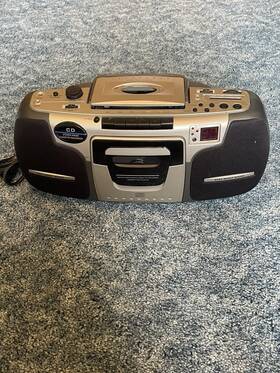 H17h-1679 Cvs Vintage Am/fm Stereo Radio Cd Cassette Recorder Read