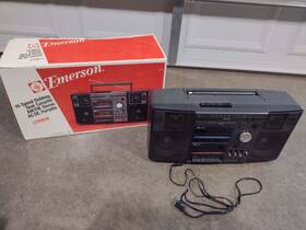 Ctr-961a Emerson Ctr-961a/dual/tape/portable Ctr961a Boombox Am/fm Cassette Stereo With Original Box