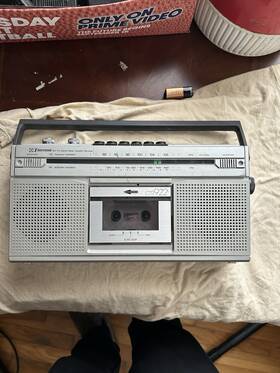 Ctr922 Emerson Am/fm Stereo Cassette Recorder Boombox Silver Black Aux Headphone