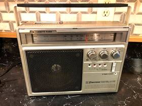 Tcx-53 Emerson 8 Track/fm/am/cassette Radio