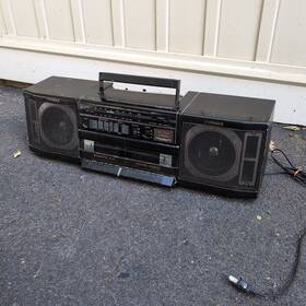 Ph-w8028f Fisher Surround Sound Boombox Am/fm Working Cassette Tested Works