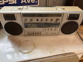 3-5264d Ge General Electric Boom Box With Detachable Speakers