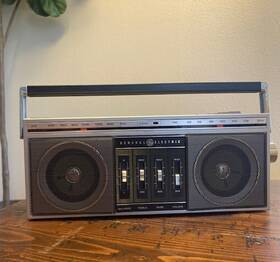 7-240a Ge 7 240a Vintage Boombox Fm Only Radio Works Stereo Balance Bass Treble