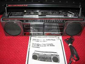 3-5631 General Electric Boombox Radio Dual Cassette Fm/am Model