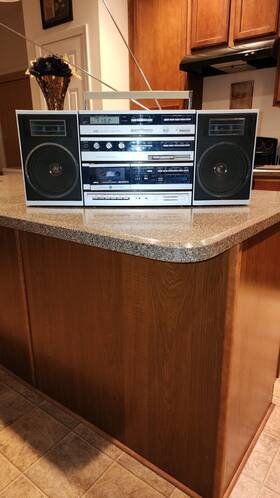 3-6045a General 3-6045 Electric Boombox Rare