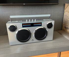 Gpo 060237572515 Manhattan Boombox Bluetooth Speaker Vintage Retro Not Brooklyn
