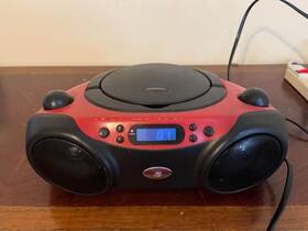 232r Gpx Vintage Cd Player Am/fm Radio Boombox Classic Red Black Music Playback