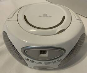 Bc118w Gpx Cd Boombox With Am/fm Radio
