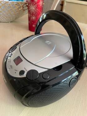 Bcd1805 Gpx Boombox Stereo Cd Player And Radio - Model No. Tested