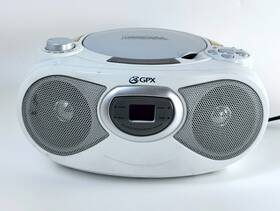 Bcd2504 Gpx Wht Cd Boombox Am Fm Stereo Radio White Tested Used