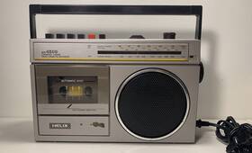 Hx-4500 Helix Vintage Radio Cassette Recorder 3 Band Boom Box. Read