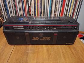 Cx-w800 Hitachi 3d Super Woofer Boom Box Ghetto Blaster Mostly Works Needs Tlc