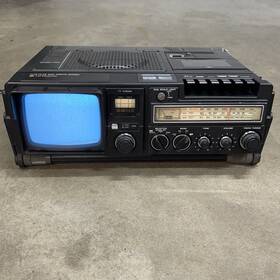 K-50uw Hitachi Tv Fm/sw/mw Radio Cassette Recorder Monitor Vintage Tech Prop