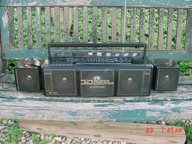 Trk-3d75w Hitachi Vintage Boombox 3d Super Woofer Surround Sound Model