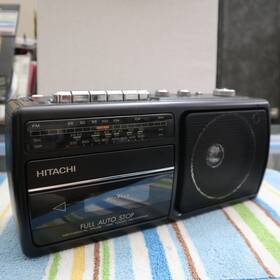 Trk-61w Hitachi Am/fm/sw Radio Cassette Recorder