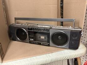 Trk-6701 Hitachi Vintage Boombox Model Number Untested / Used For Parts