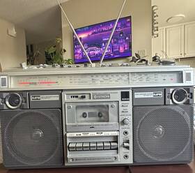 Trk-819oh Hitachi Vtg Boombox Cassette Tape Am/fm/sw Needs New Belt