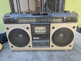 Trk-8200hr Hitachi Trk-8200hc Boombx Am Fm Sw Radio Stereo Cassette Recorder Works New Belt
