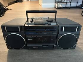 Trk-980h Hitachi Vintage Stereo Boombox Model No. Nice Condition - Read