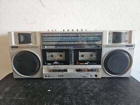 Trk-w55w Hitachi Rare Vintage Cassette Radio Eq Boombox