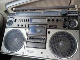 Trk-8600h Hitachi Trk8600h Boombox Fm/am Stereo Radio Cassette Recorder From Japan Used