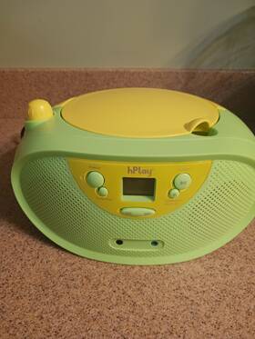 Gc04 Hplay 856752008616 Gummy Portable Cd Player Boombox With Digital Tunning Am Fm Stereo