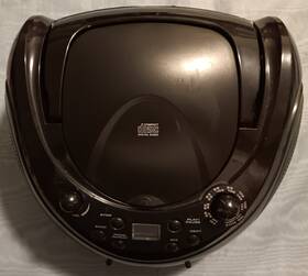 5005567 Intertek Portable Am/fm/cd Stereo Boombox Model With Aux Input