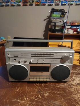 681-3004 J. C. Penney J.c. Boombox 2 Band Stereo Receiver/cassette Recorder