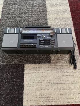 Ct-772g Lenoxx Sound Portable Black Boombox Cassette Am/fm Radio Headphone Jack