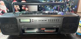 Pt001 Lloyd Lloyds Am/fm Dual Cassette Radio Boombox Dubbing