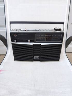 Nn-6795 Lloyds Vintage Scarce Am/fm Stereo - Working