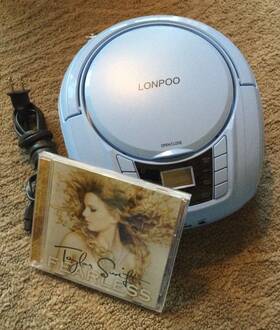 Lp-d03 Lonpoo Portable Cd Player Boombox Classic Stereo Sound With Taylor Swift