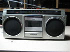 M9800 Sanyo Boombox Vintage 80s