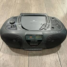 Az-8262 Magnavox Az-8262/17 Cd Radio Cassette Tape Compact Disc Boombox No Power Cord